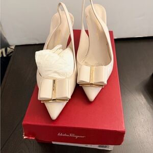 Salvatore Ferragamo Beige Slingback Heels with Bow